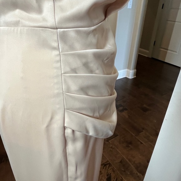 NWT Cupshe Ramla Champagne One Shoulder Flared Sleeve Ruched Draped Dress Sm - Picture 10 of 15